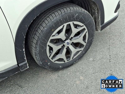 2023 Subaru Forester Premium CVT