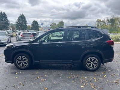 2024 Subaru Forester Premium AWD