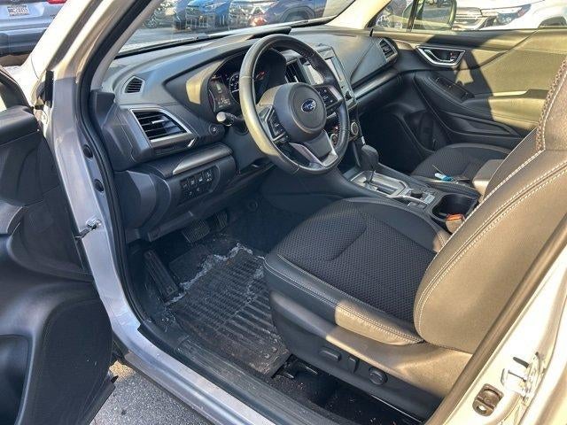 2023 Subaru Forester Premium CVT