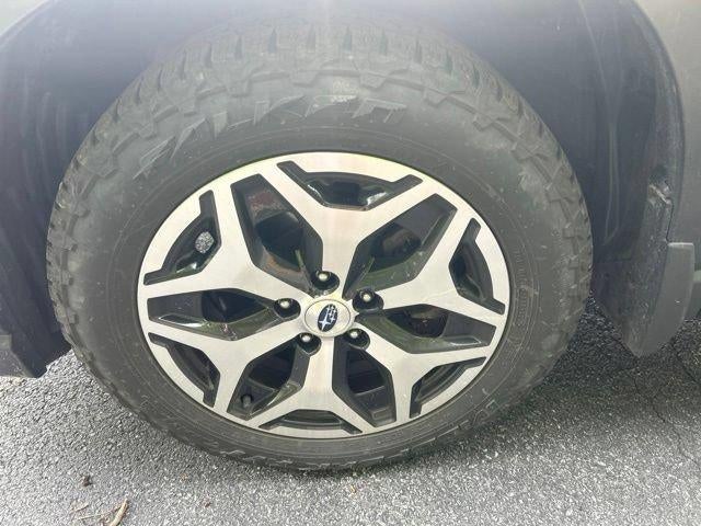 2022 Subaru Forester Premium CVT