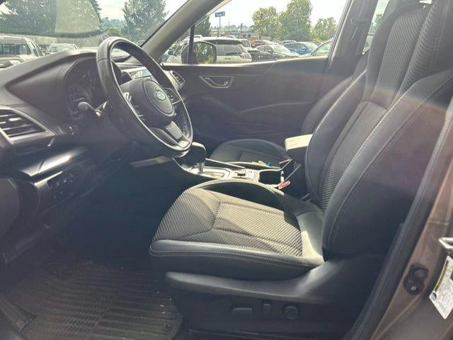 2022 Subaru Forester Premium CVT