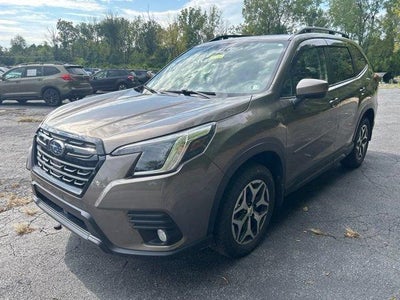 2022 Subaru Forester Premium CVT