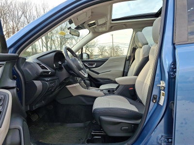 2022 Subaru Forester Premium CVT