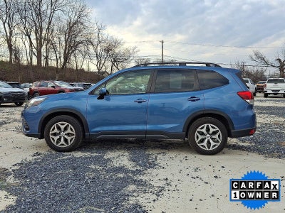 2022 Subaru Forester Premium CVT