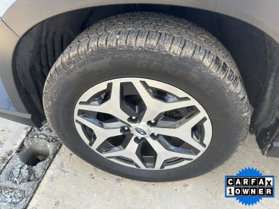 2022 Subaru Forester Premium CVT