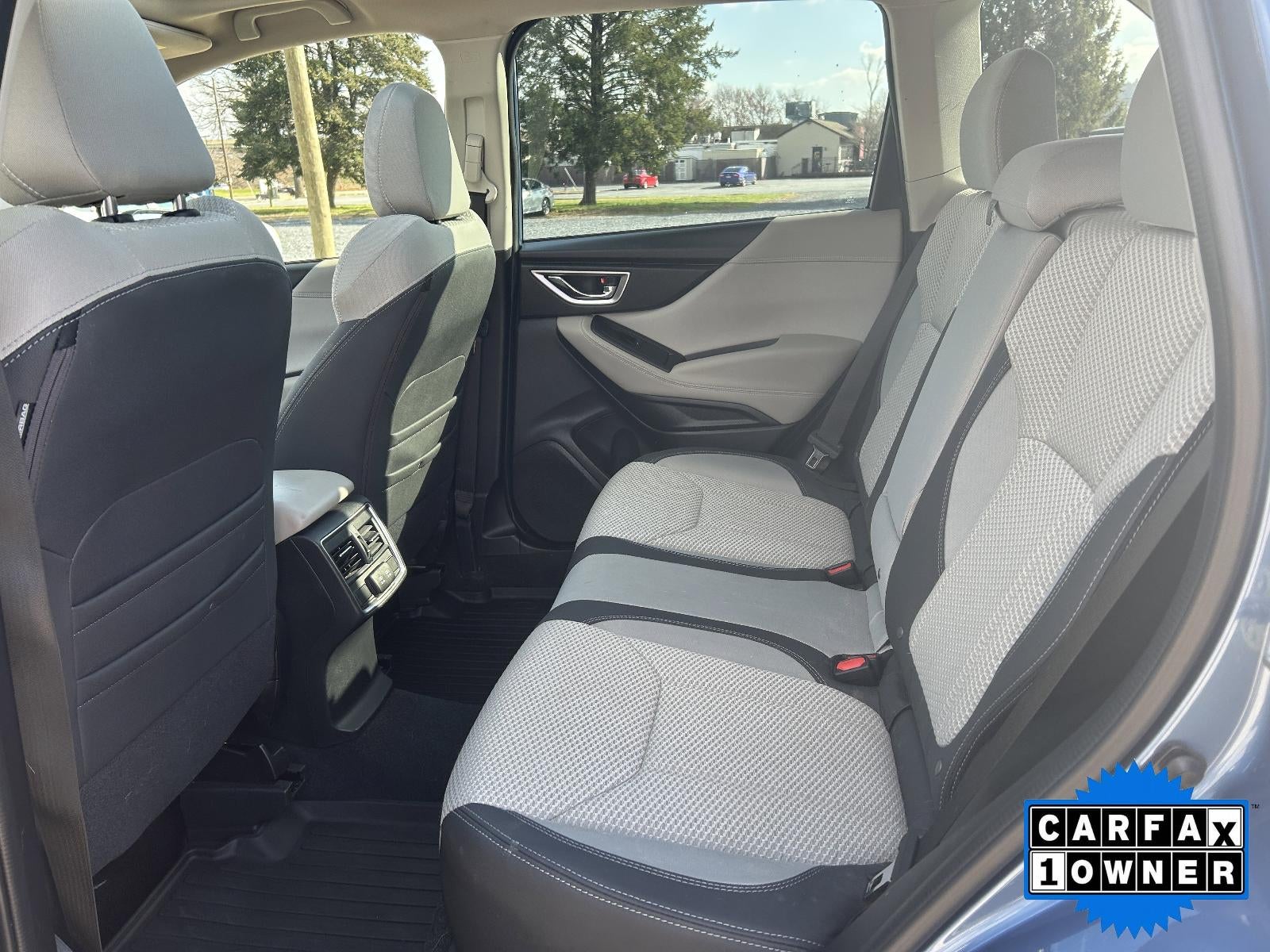 2022 Subaru Forester Premium CVT