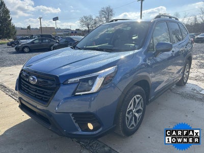 2022 Subaru Forester Premium CVT