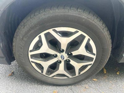 2023 Subaru Forester Premium CVT
