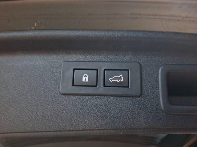 2023 Subaru Forester Premium CVT