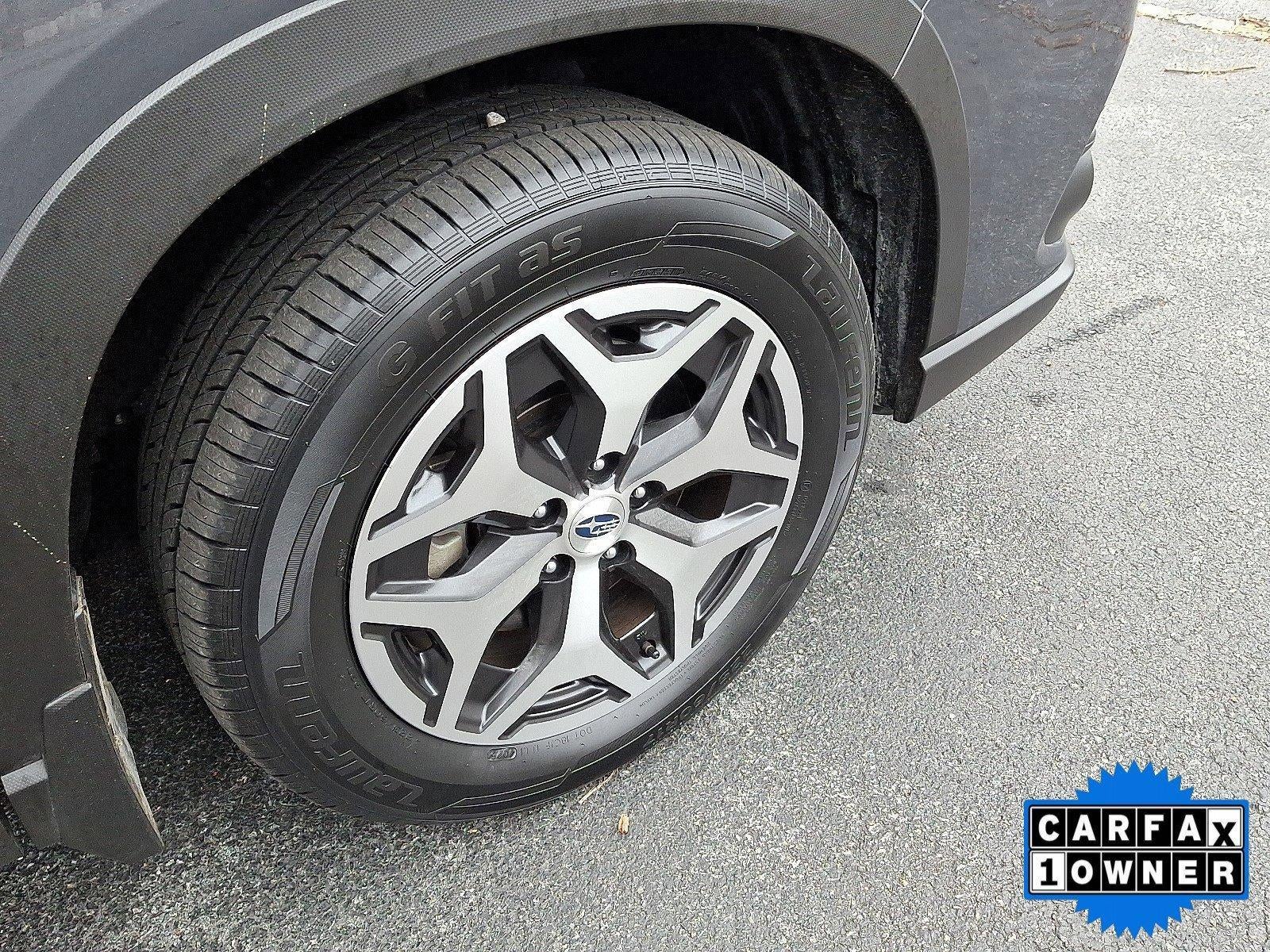 2023 Subaru Forester Premium CVT