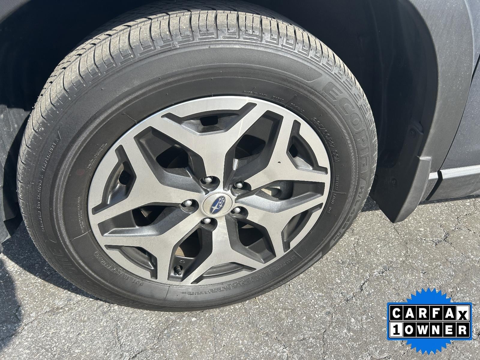 2023 Subaru Forester Premium CVT