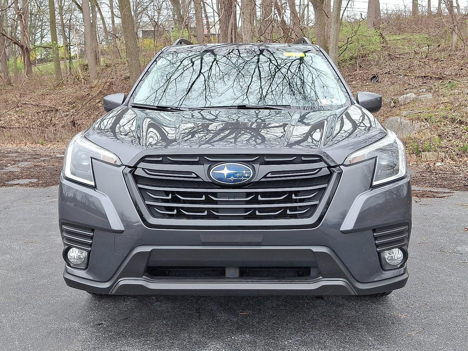 2023 Subaru Forester Premium CVT