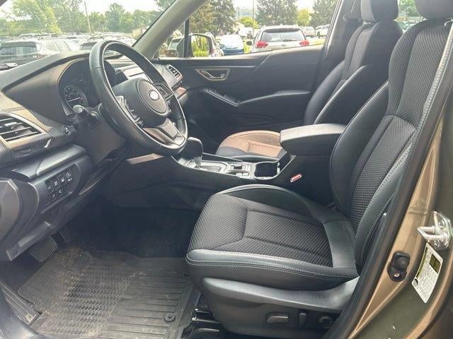 2022 Subaru Forester Premium CVT
