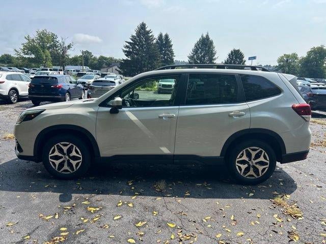 2023 Subaru Forester Premium CVT