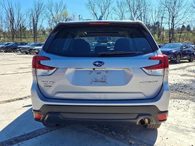 2021 Subaru Forester Premium CVT