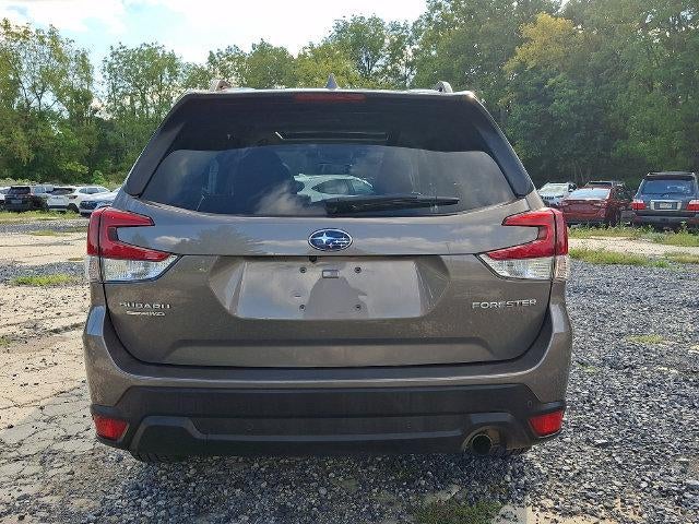 2023 Subaru Forester Limited CVT