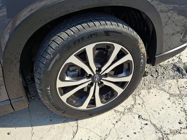 2023 Subaru Forester Limited CVT