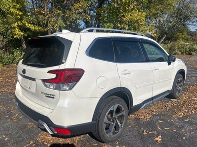 2023 Subaru Forester Touring CVT