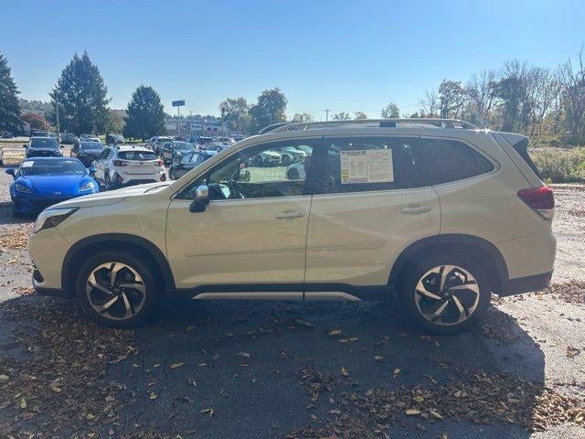 2023 Subaru Forester Touring CVT
