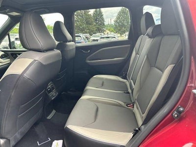 2025 Subaru Forester Limited Hybrid AWD