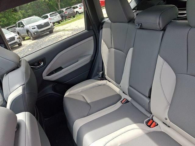 2025 Subaru Forester Limited Hybrid AWD