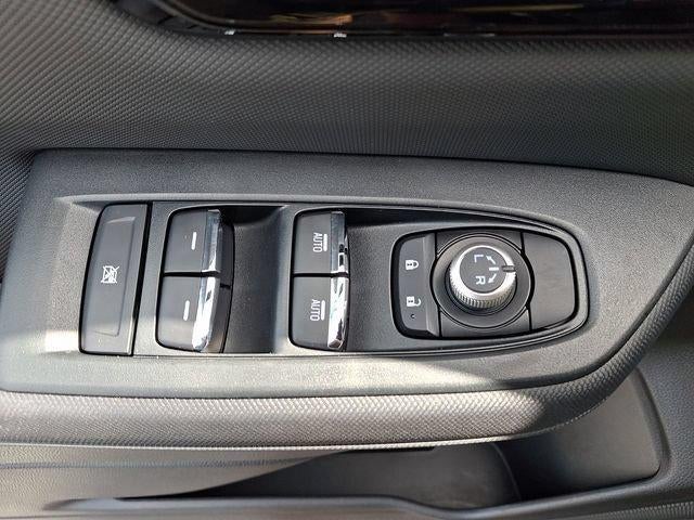 2025 Subaru Forester Limited Hybrid AWD