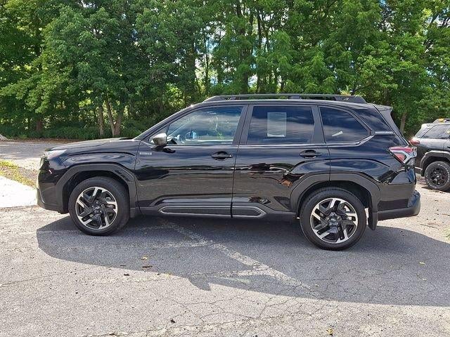 2025 Subaru Forester Limited Hybrid AWD