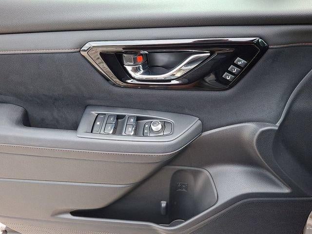 2025 Subaru Forester Touring Hybrid AWD