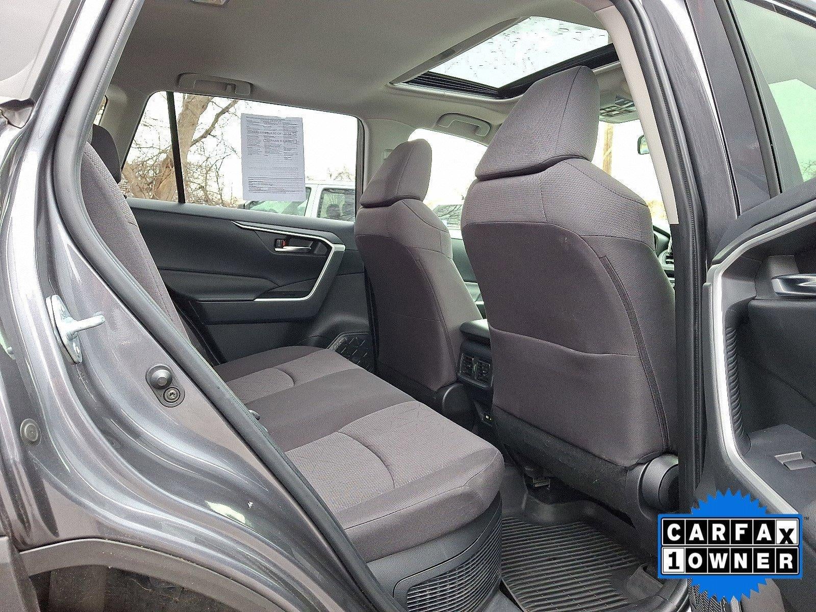 2021 Toyota RAV4 Hybrid XLE AWD (Natl)