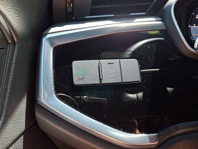 2023 Audi Q3 S line Premium 45 TFSI quattro