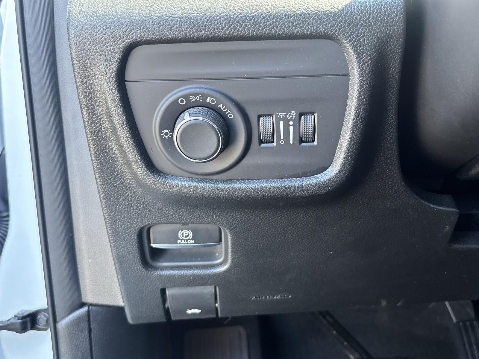 2025 Jeep Grand Cherokee Altitude 4x4