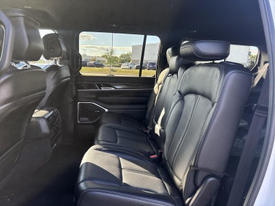 2022 Jeep Wagoneer Series III 4x4