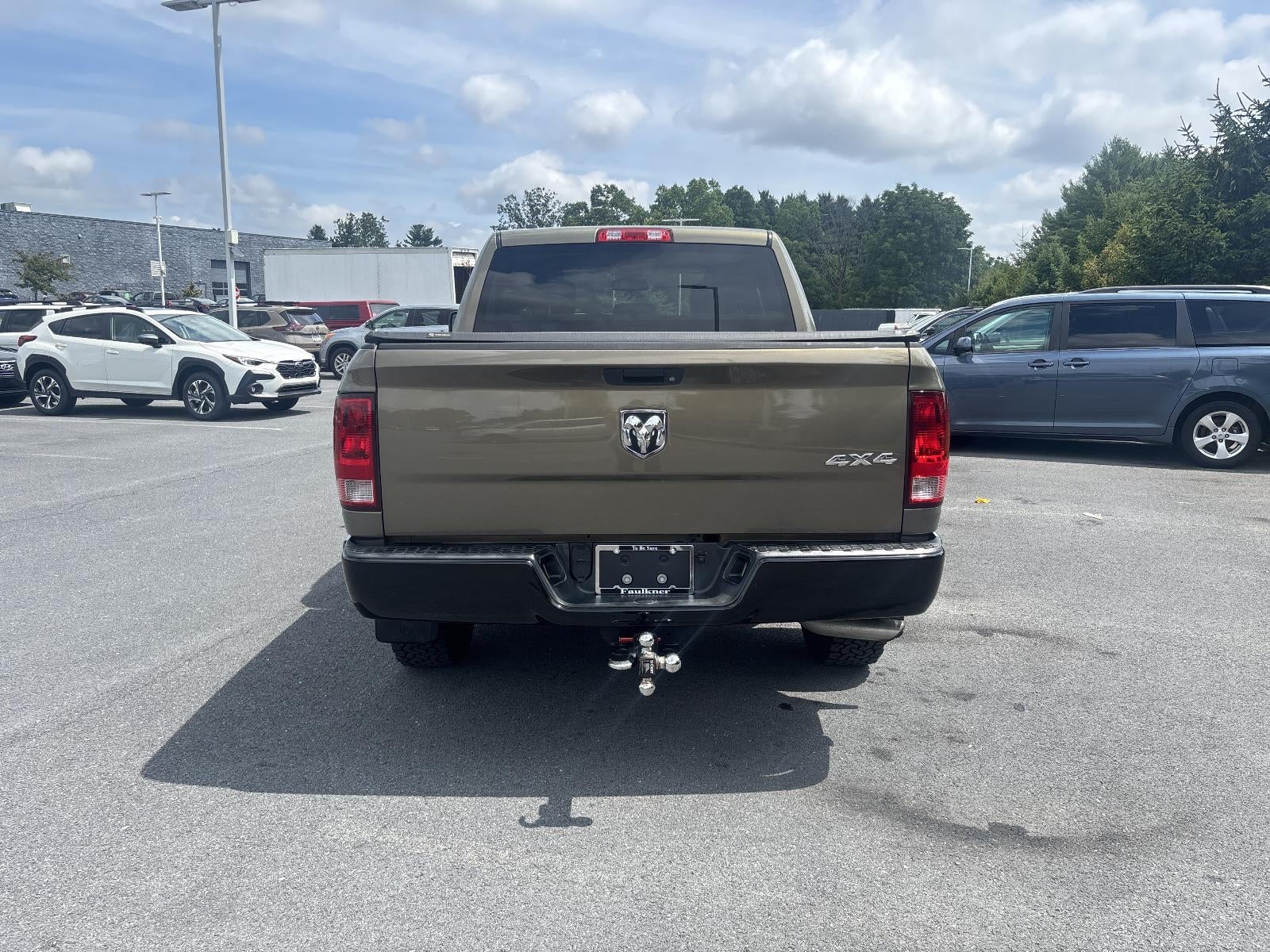 2014 RAM 1500 4WD Crew Cab 5.7 Ft Box Tradesman
