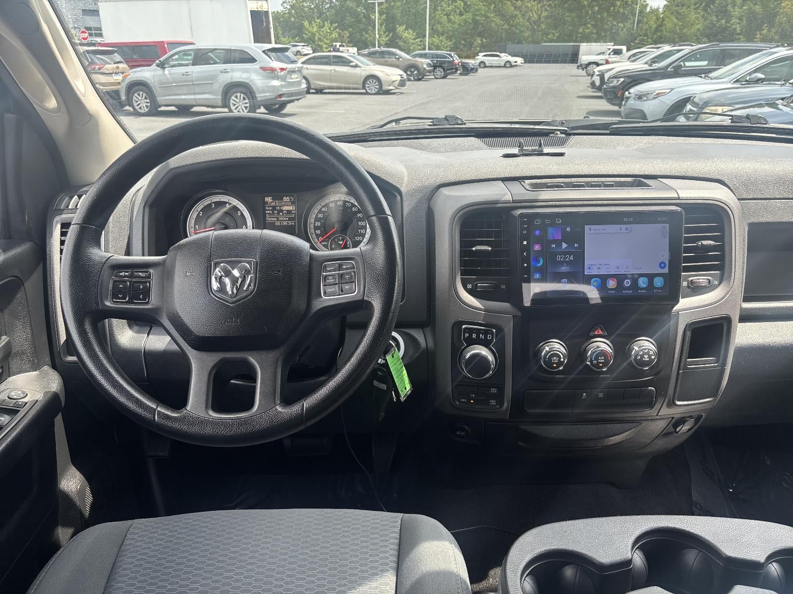 2014 RAM 1500 4WD Crew Cab 5.7 Ft Box Tradesman