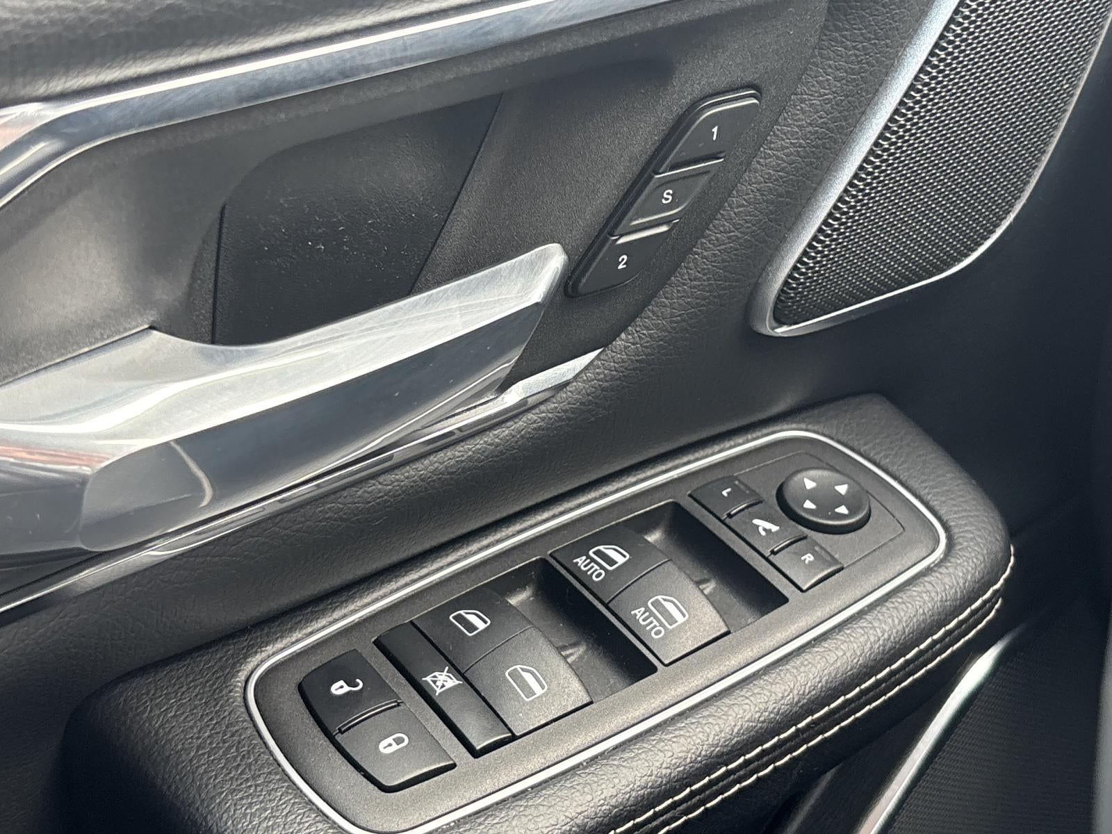 2024 RAM 1500 Laramie 4x4 Crew Cab 5'7" Box