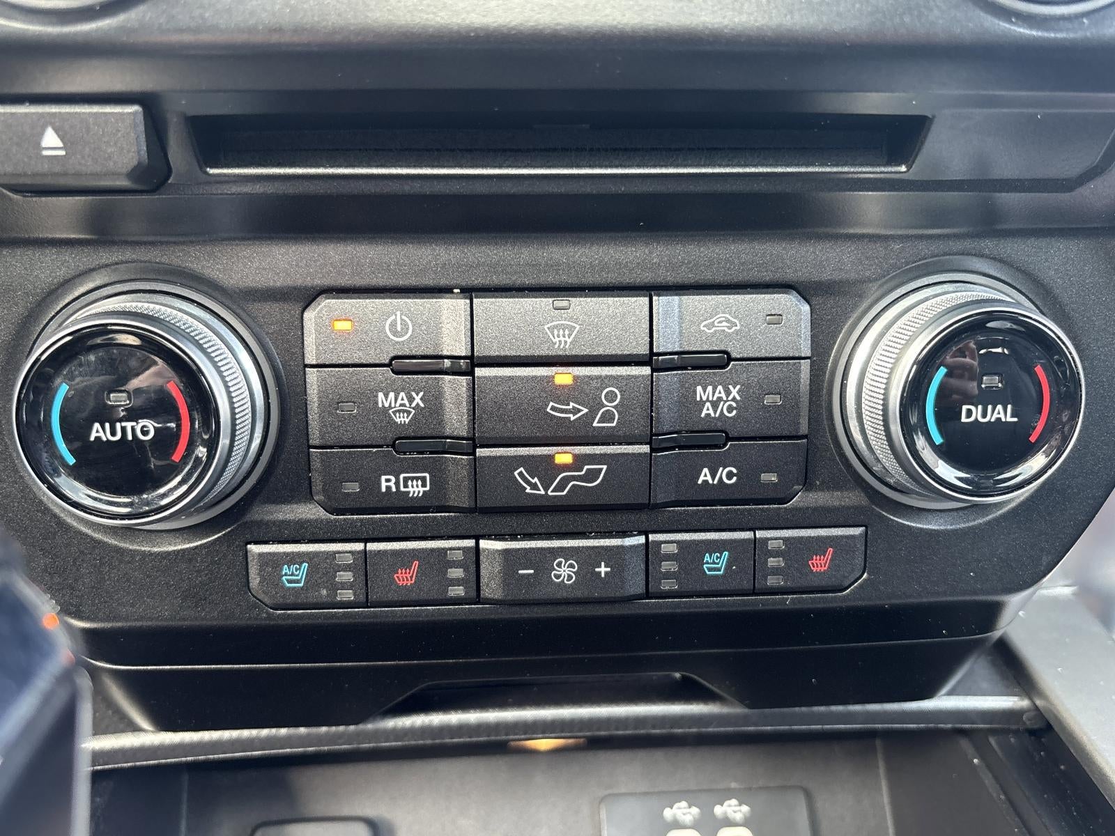 2016 Ford F-150 4WD SuperCrew 5-1/2 Ft Box Lariat