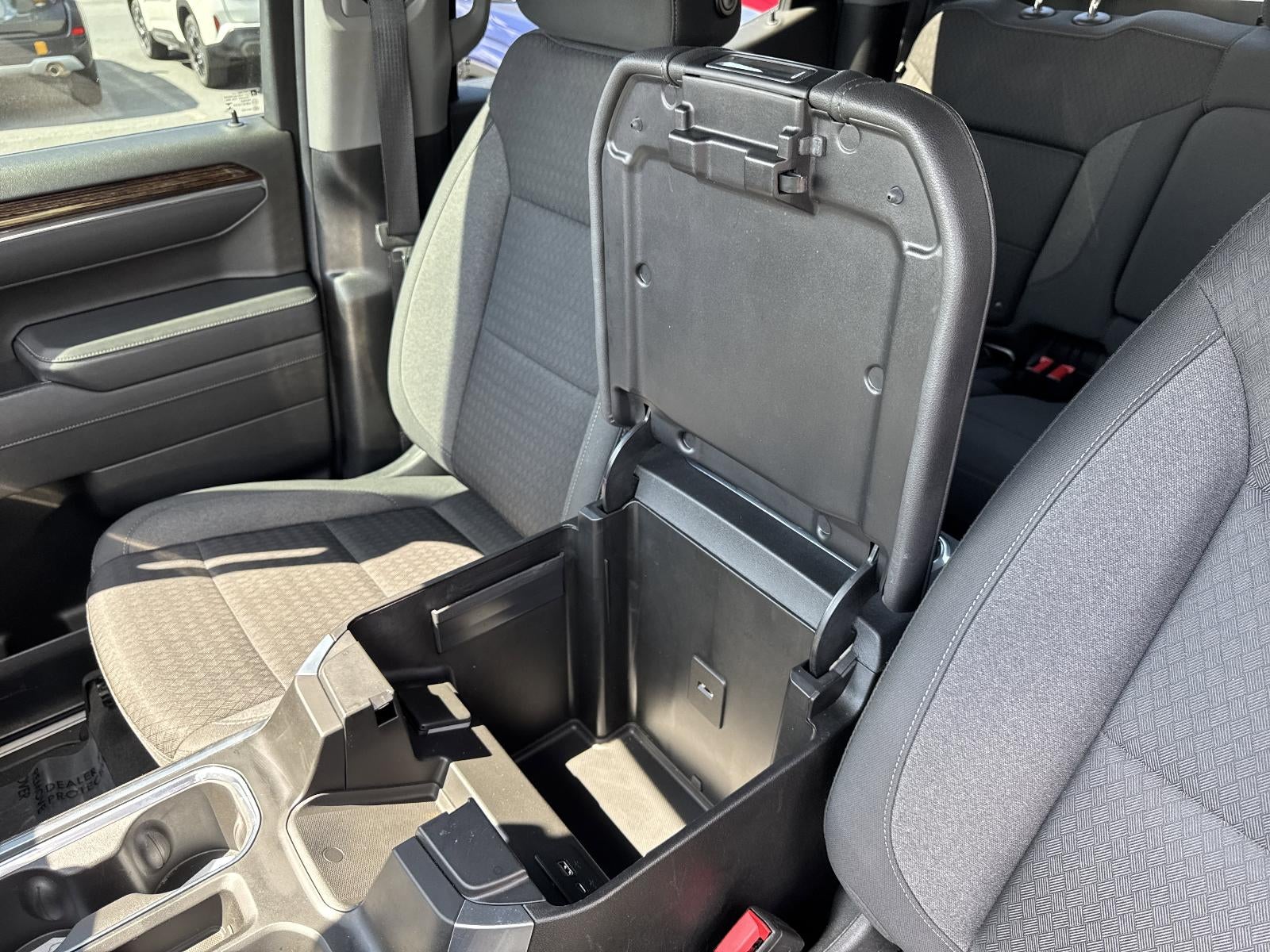 2023 GMC Sierra 1500 Crew Cab Short Box 4-Wheel Drive Elevation 3SB