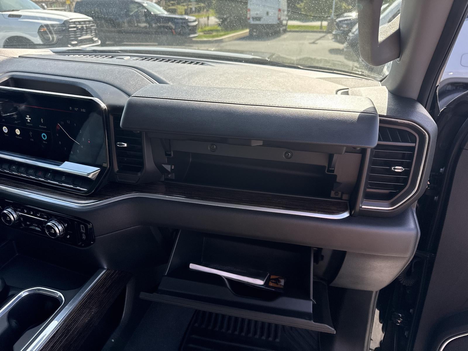 2025 GMC Sierra 1500 Crew Cab Short Box 4-Wheel Drive Elevation 3SB