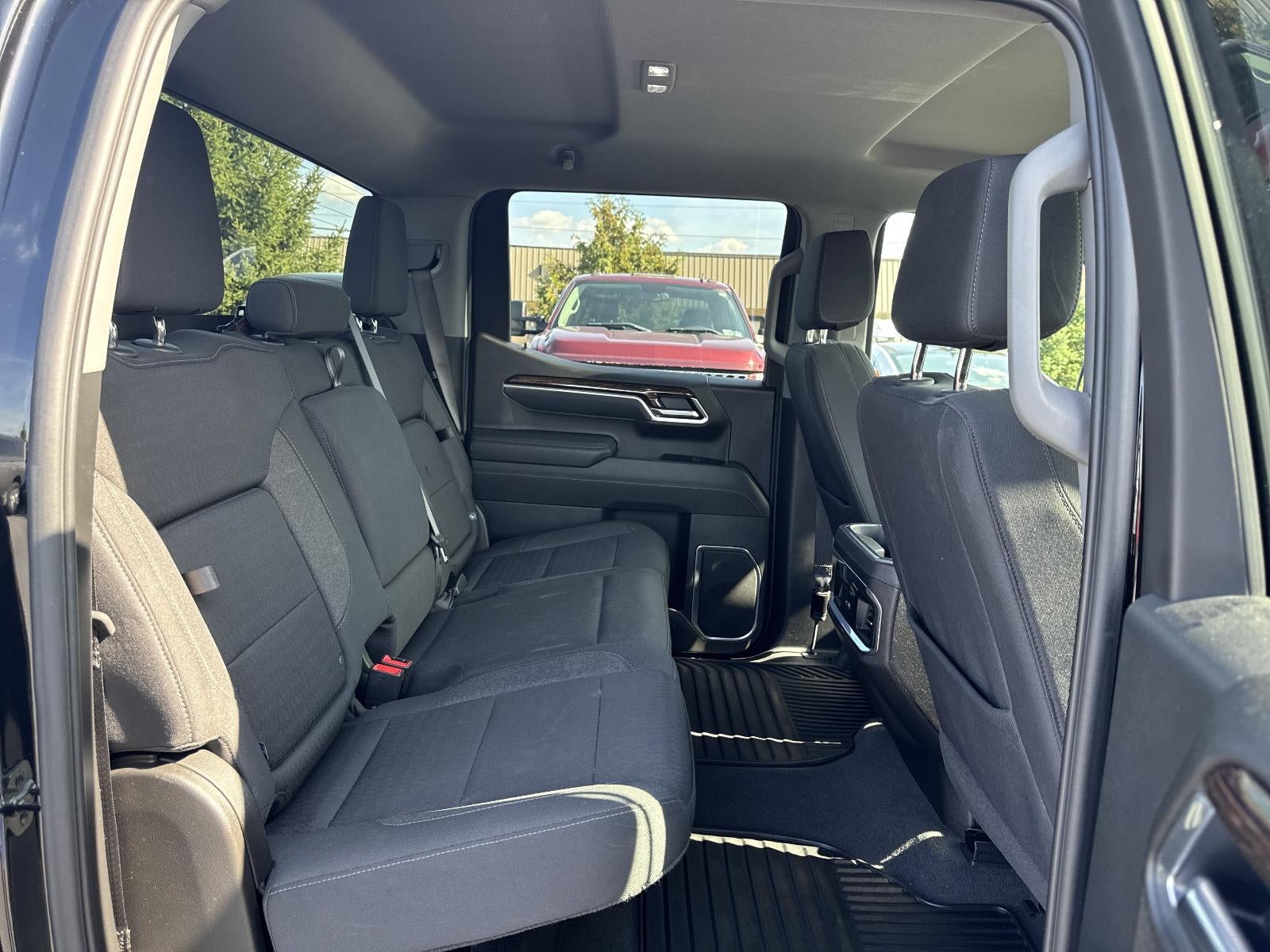2025 GMC Sierra 1500 Crew Cab Short Box 4-Wheel Drive Elevation 3SB
