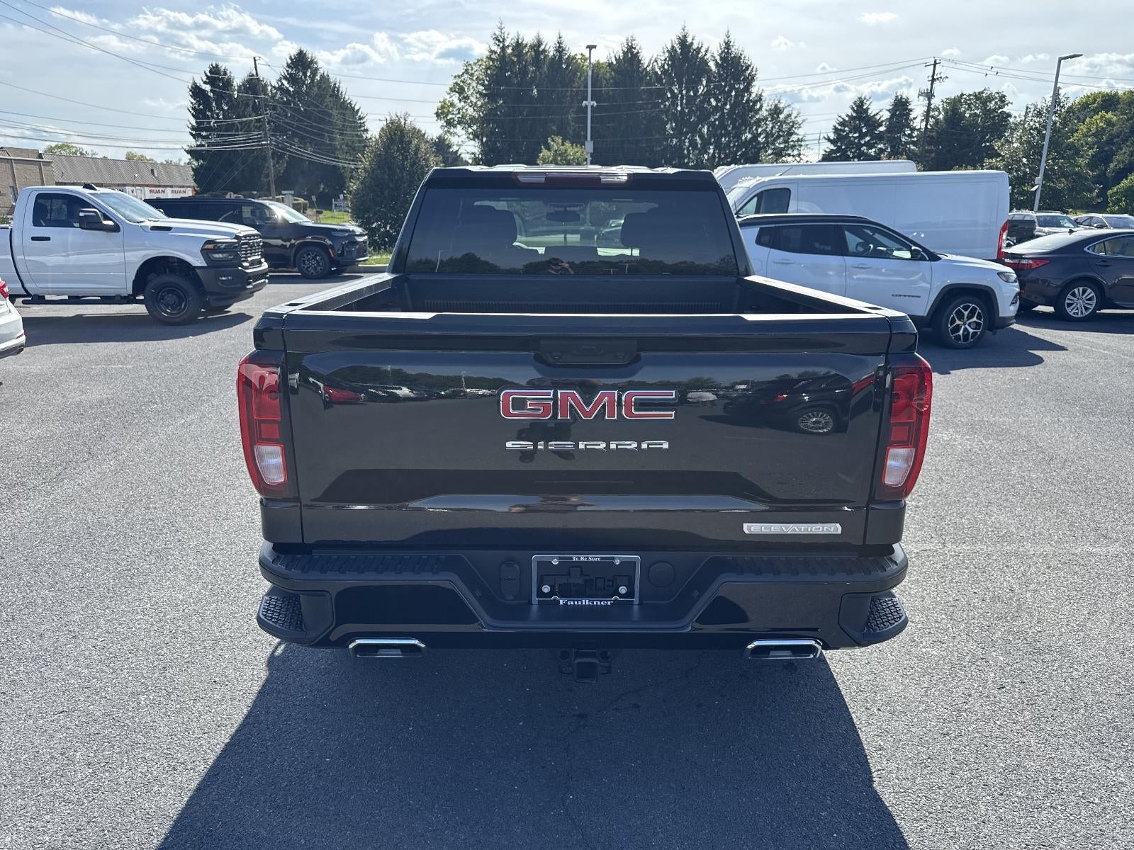 2025 GMC Sierra 1500 Crew Cab Short Box 4-Wheel Drive Elevation 3SB