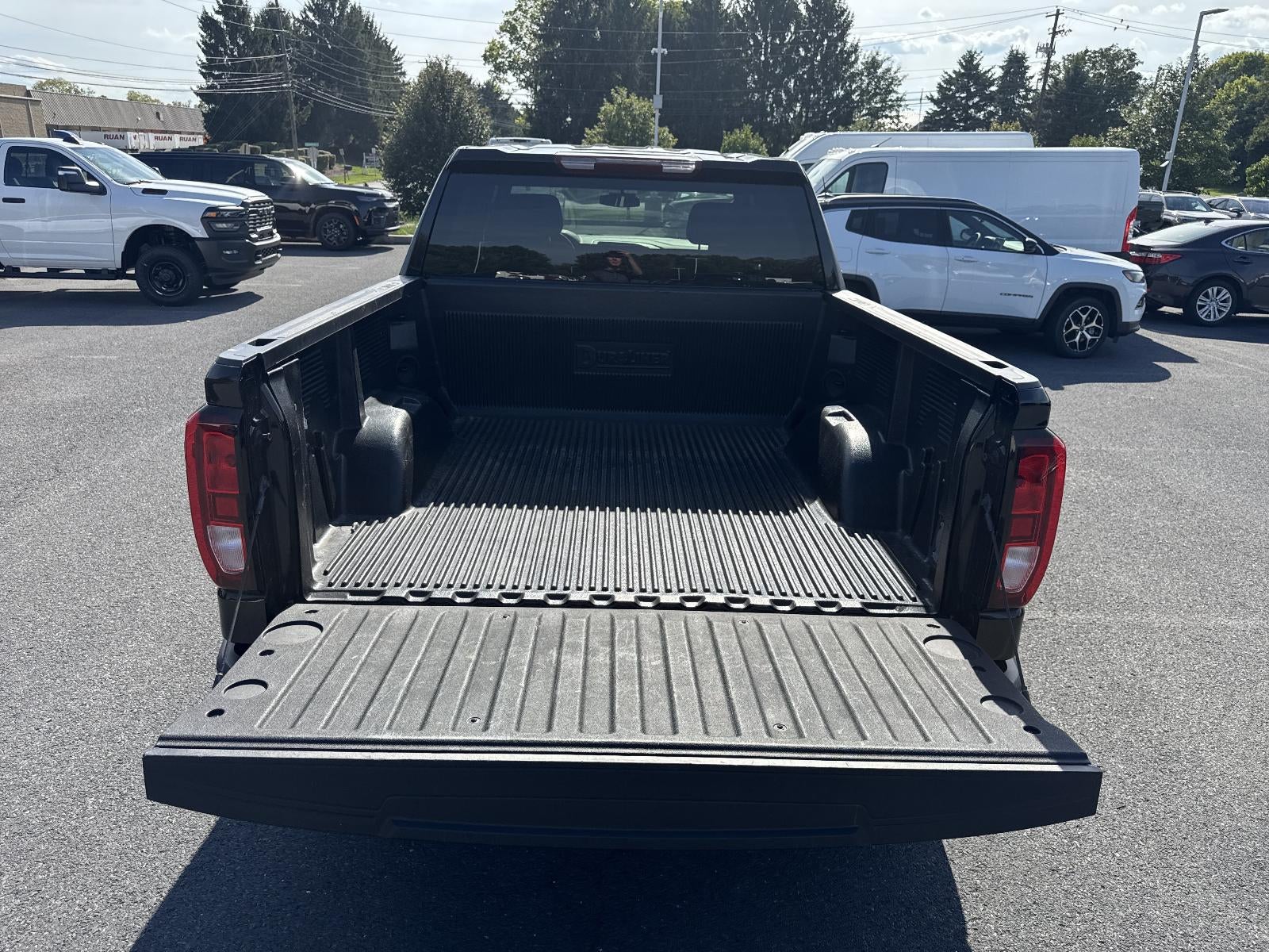2025 GMC Sierra 1500 Crew Cab Short Box 4-Wheel Drive Elevation 3SB