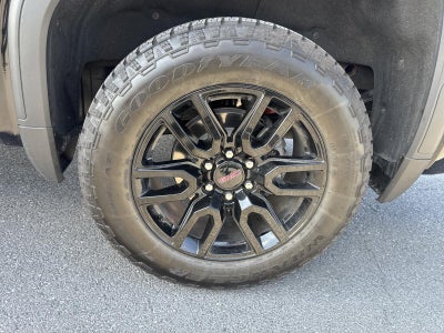 2025 GMC Sierra 1500 Crew Cab Short Box 4-Wheel Drive Elevation 3SB