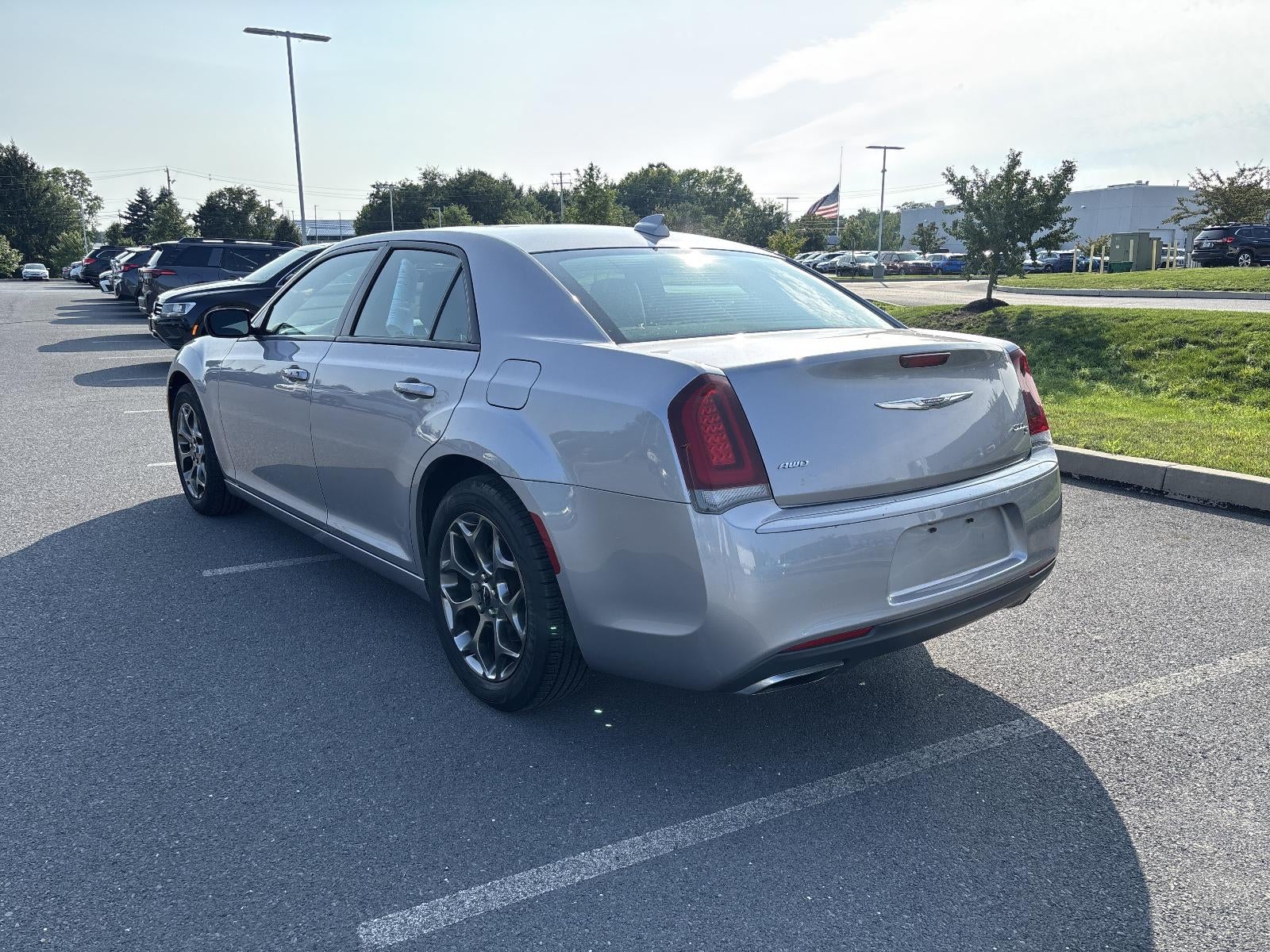 2016 Chrysler 300 4dr Sdn 300S AWD