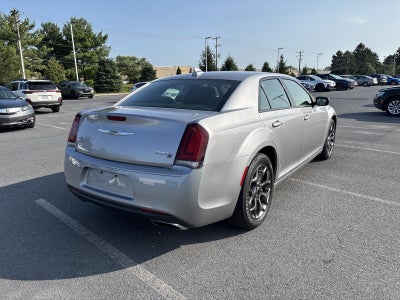 2016 Chrysler 300 4dr Sdn 300S AWD