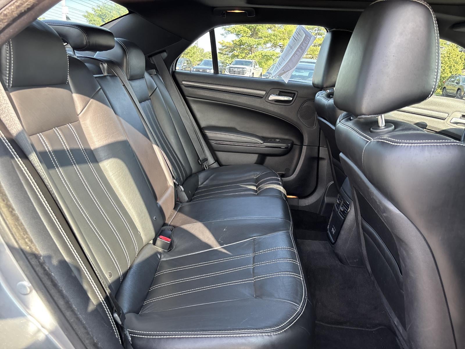 2016 Chrysler 300 4dr Sdn 300S AWD