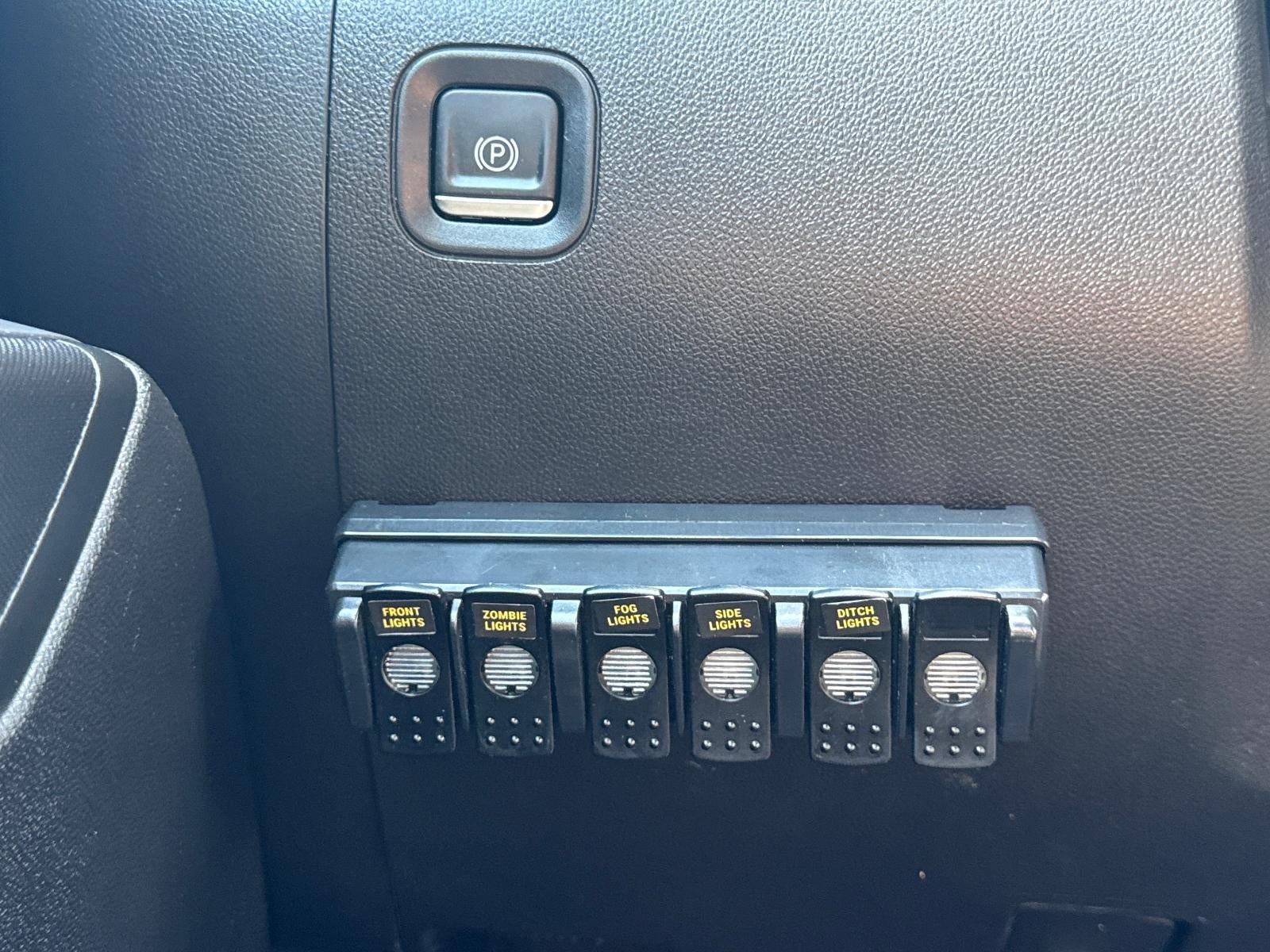 2022 Chevrolet Silverado 2500 HD Crew Cab Long Box 4-Wheel Drive Custom