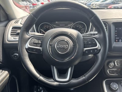 2020 Jeep Compass Latitude w/Sun/Safety Pkg 4x4