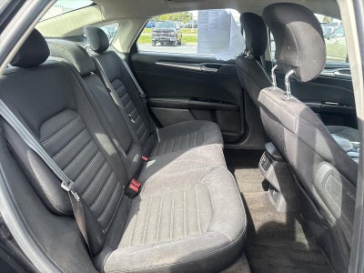 2013 Ford Fusion 4dr Sdn SE FWD