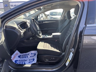 2017 Ford Fusion SE FWD