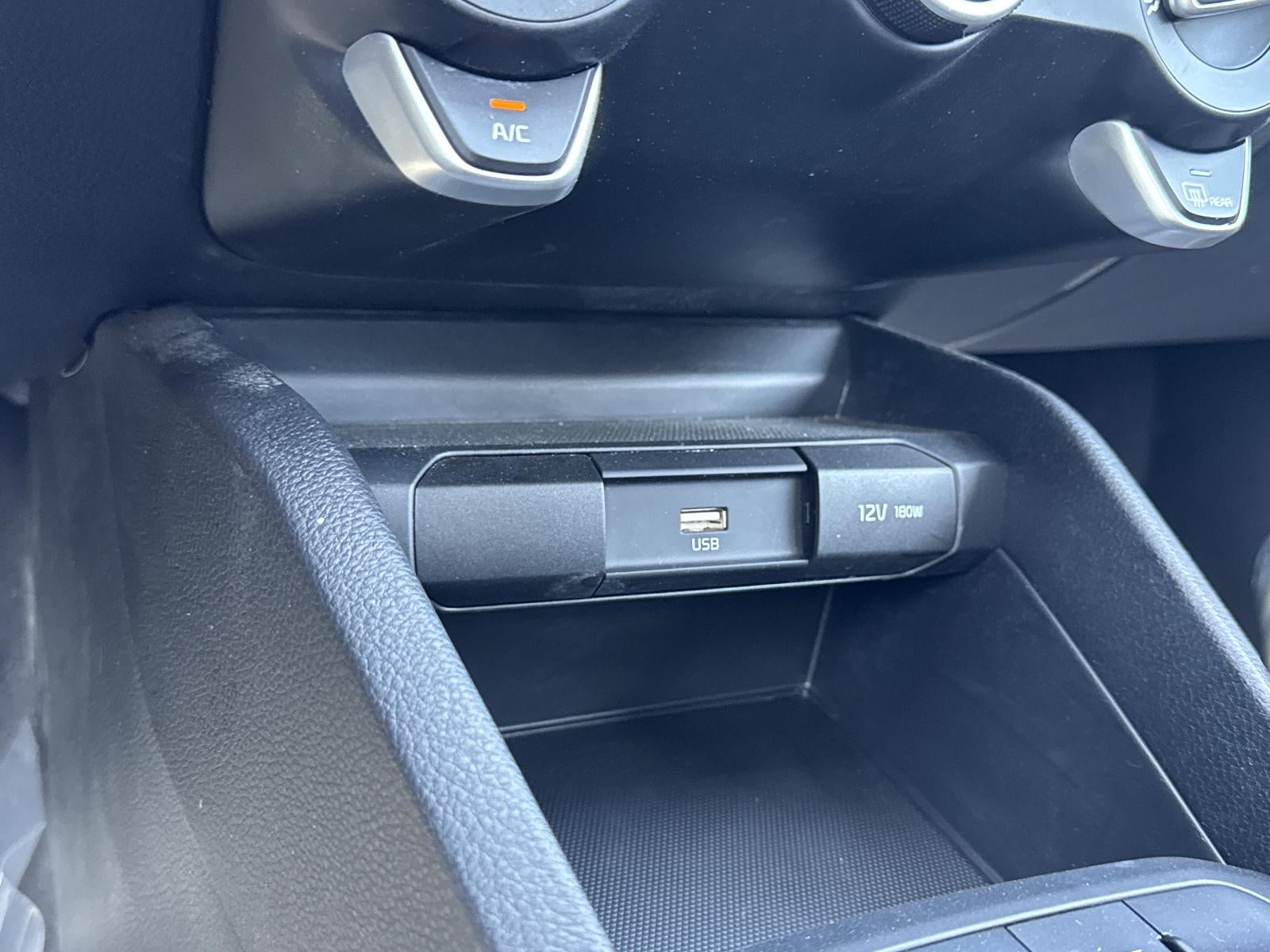 2022 Kia Rio S IVT